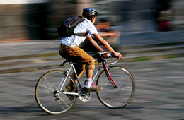  La moda de pedalear tiene a los fabricantes de bicis desbordados 